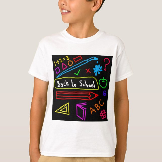 T-shirts Quadro Negro De Volta À Escola (Frente)