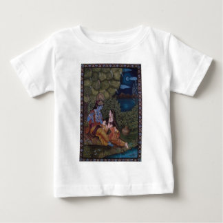 T-shirts Radha Krishna por Masoom Sanghi