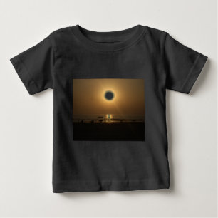 T-shirts Reflexão Sunset no Verão ouro na Praia