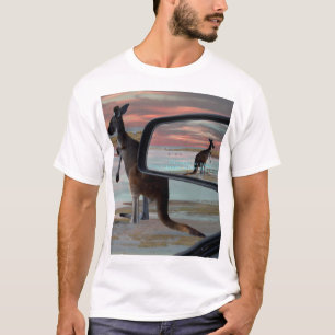 T-shirts "Reflexões da Natureza: Um canguru na Praia