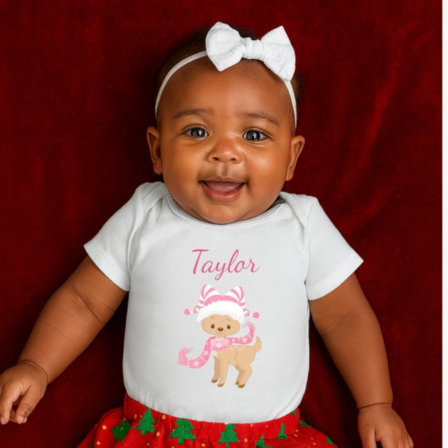 T-shirts Rena adorável em rosa (Criador carregado)