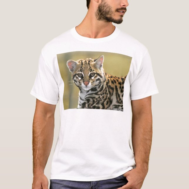 T-shirts Retrato de Ocelot (Frente)