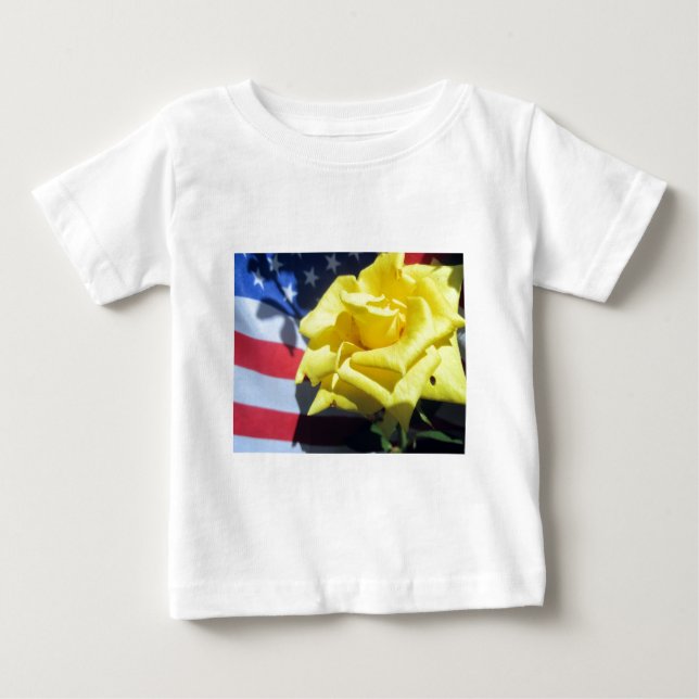 T-shirts Rosa Patriótico (Frente)