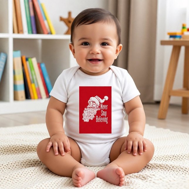T-shirts Roupas de Bebê (Criador carregado)