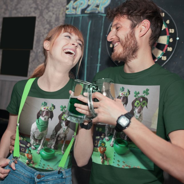 T-shirts Rua, cães do dia de Patrick prontos para vestir a  (St. Patrick's Day Dogs Ready to Party Dark T-Shirt)