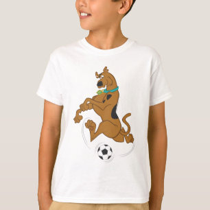 T-shirts Scooby-Doo Kicking Soccer Ball