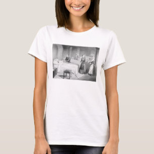 T-shirts Senhorita Rouxinol no hospital em Scutari, engra