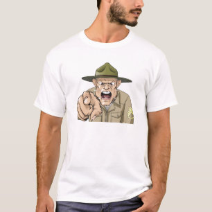 T-shirts Shouting irritado do sargento de broca do exércit