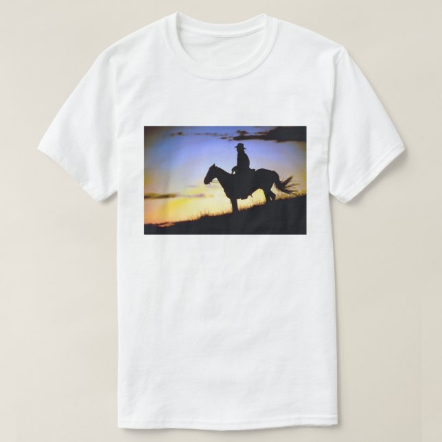 T-shirts Silhueta Sunset do Cowboy Ocidental (Frente do Design)