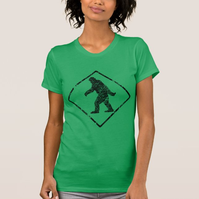 T-shirts Sinal ido Sasquatch do cruzamento do homem do (Frente)