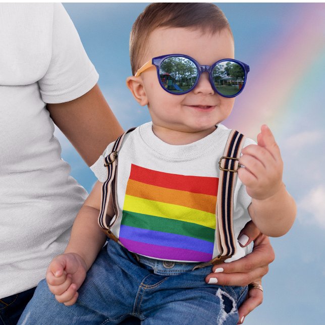 T-shirts Sinalizador arco-íris do orgulho LGBT (LGBT Pride Rainbow Flag Baby T-Shirt)