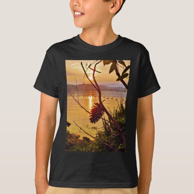 T-shirts Sol do Lago Pinecone (Frente)