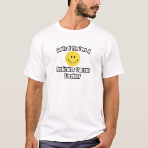 T-shirts Sorria...Amo um Sobrevivente de câncer Testicular.