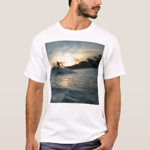 T-shirts Surfista