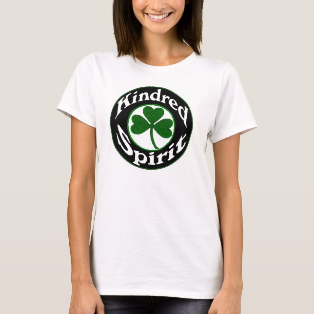 T-shirts T das meninas de dia de St Patrick (Frente)