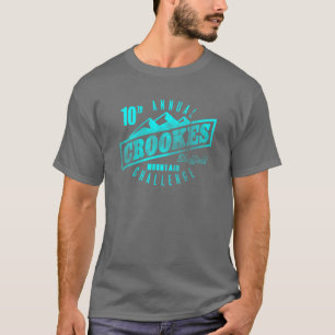 T-shirts T do desafio da montanha de Crookes no cinza