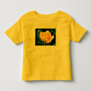 T-shirts T do rosa amarelo