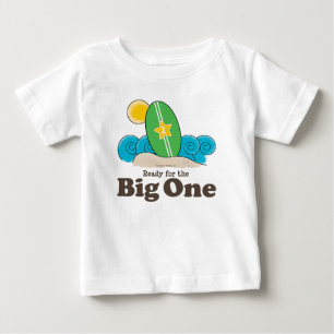 T-shirts T longo da Capa do primeiro bebê do surf do