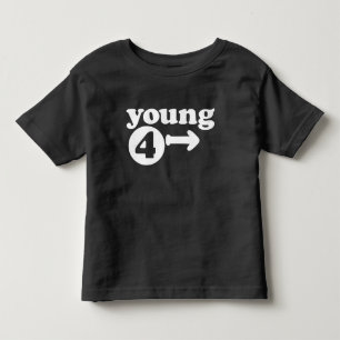 T-shirts T novo do aniversário 4ever