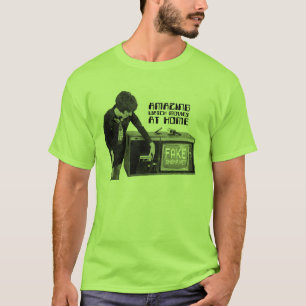 T-SHIRTS T SURPREENDENTE DO RELÓGIO EM CASA