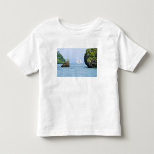 T-shirts Tailândia, Mar de Andamão. Navio Star Fyer clipper