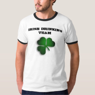 T-shirts Team2 bebendo irlandês