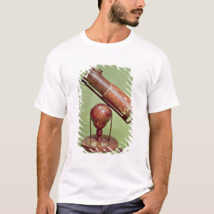 T-shirts Telescópio que pertence ao senhor Isaac Newton
