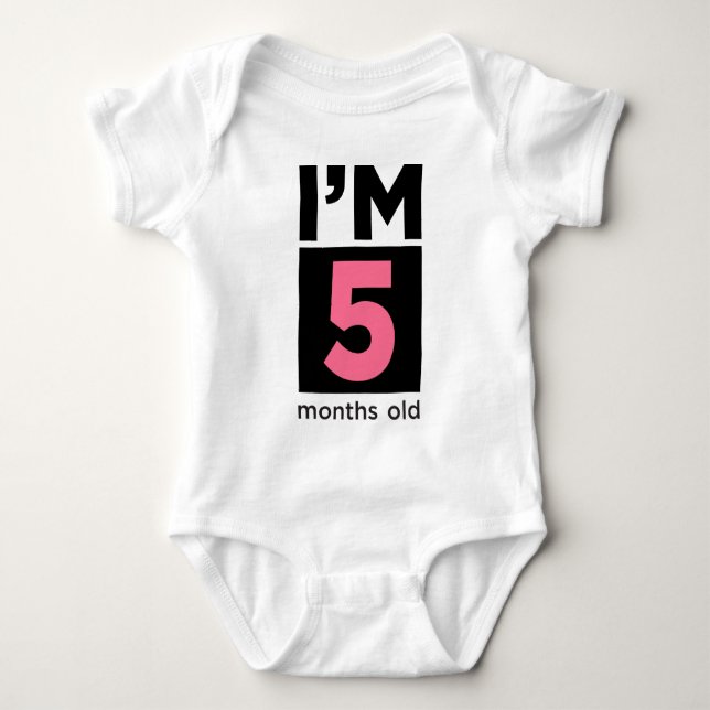 T-shirts Tenho 5 meses de cor rosa (Frente)