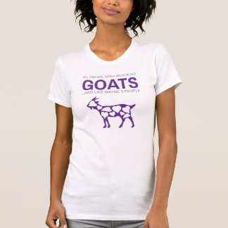 T-shirts Toda esta menina se importa é aproximadamente