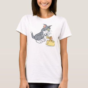 T-shirts Tom e Jerry alimentam o gato