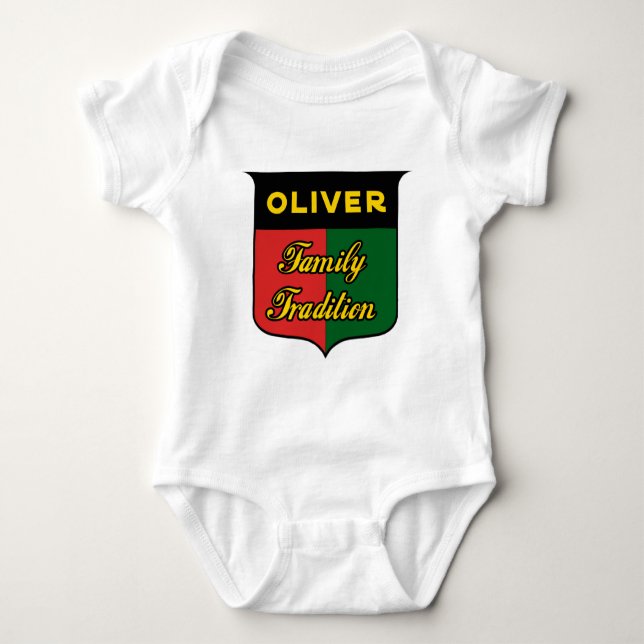 T-shirts Tradição da Família Oliver (Frente)