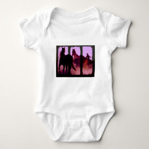 T-shirts Triptych de Cavalo Selvagem