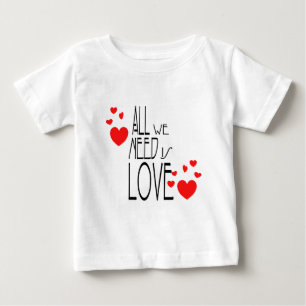T-shirts tudo que precisamos é amor