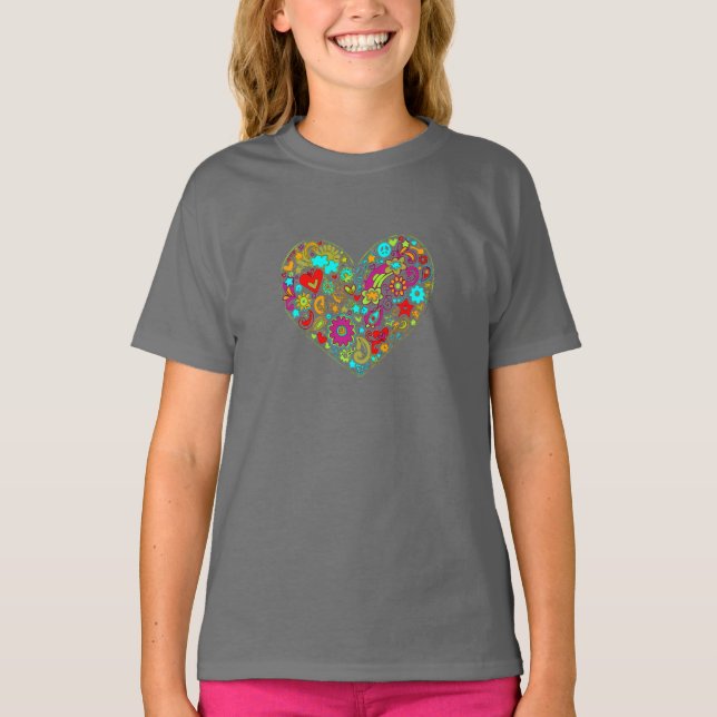 T-shirts Tudo que você precisa é de amor. (Frente)
