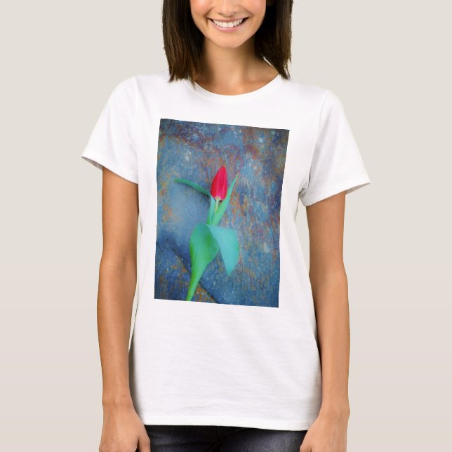 T-shirts Tulipa Vermelha na Cinza Azul (Frente)