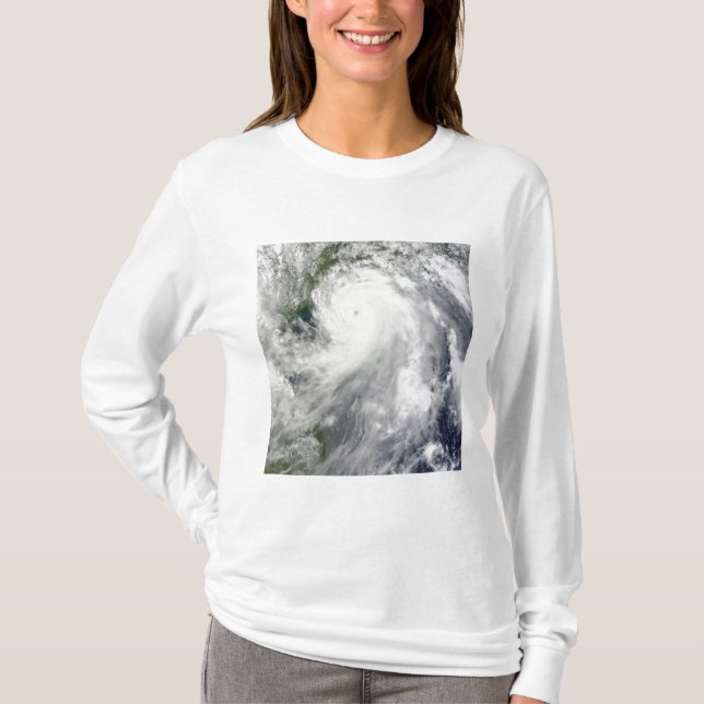 T-shirts Typhoon Chanthu (Frente)