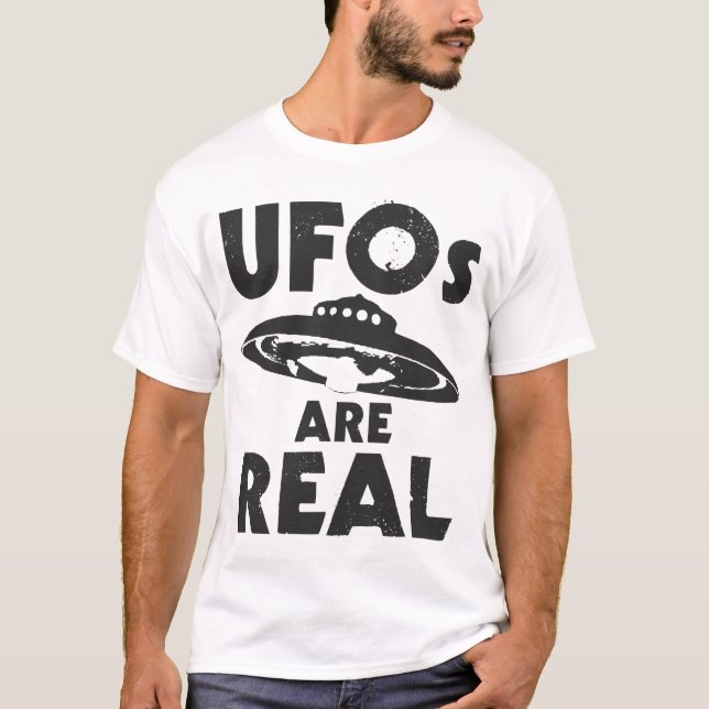 T-shirts UFOs É texto preto REAL (Frente)