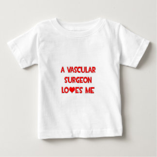 T-shirts Um Cirurgião Vascular Me Ama