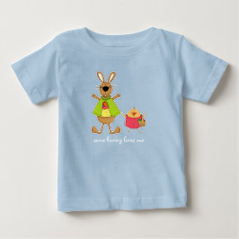 T-shirts Um Coelhinho Me Ama. Presente De Páscoa