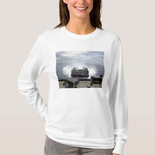 T-shirts Um coxim de ar da barca de descarregamento