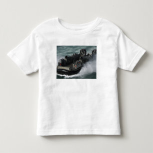 T-shirts Um coxim de ar da barca de descarregamento do