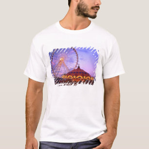 T-shirts Uma roda gigante e carrossel no Navy Pier em