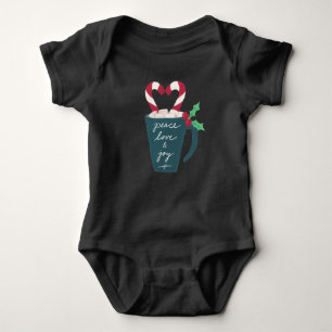 T-shirts Uma Taça de Paz, Amor e Alegria