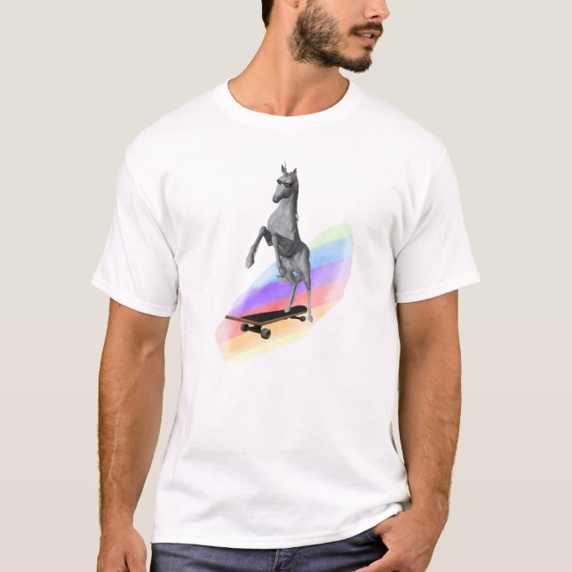 T-shirts Unicórnio em um skate (Frente)