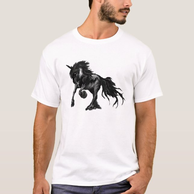 T-shirts Unicórnio preto (Frente)