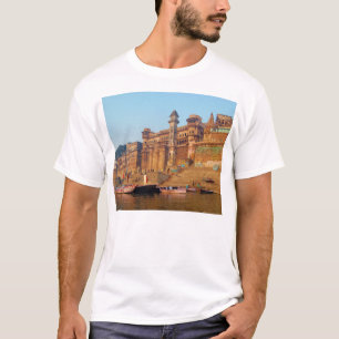T-shirts Varanasi India como visto do rio de Ganga