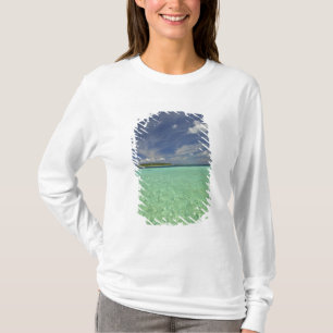 T-shirts Vista da Ilha Funadoo a partir de Funadovilligilli