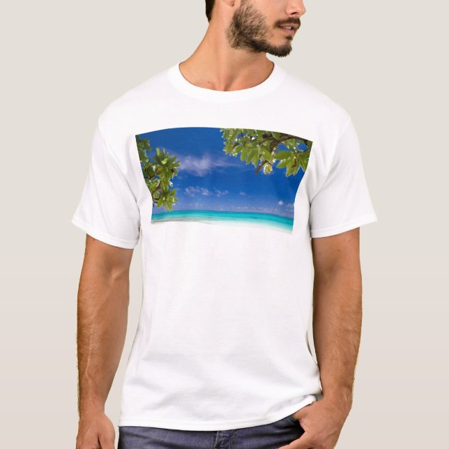 T-shirts White sandy beach, Okinawa (Frente)