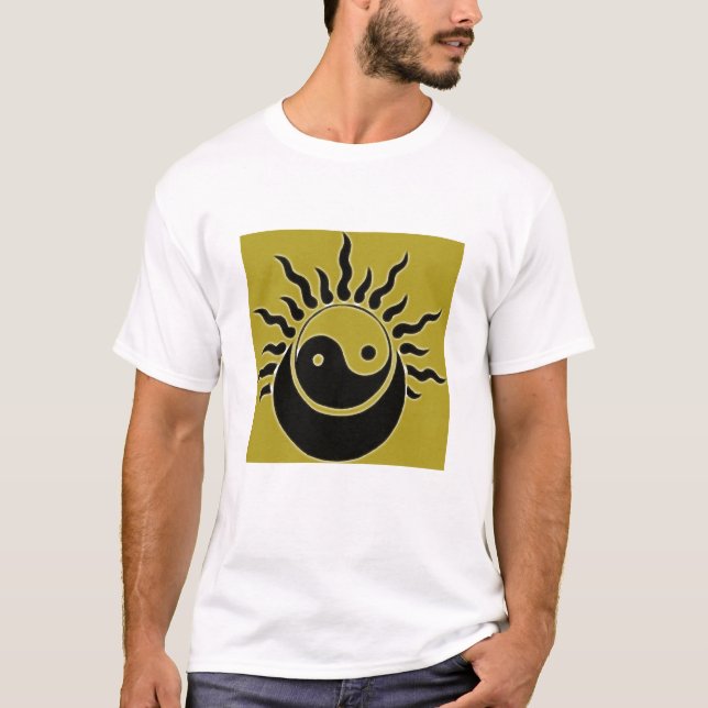 T-shirts ying yan dorado con luna y sol (Frente)