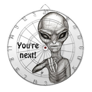 Tabla Dardos Alienígena ruim, você é a próxima!